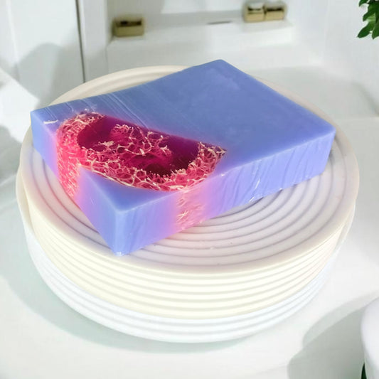 Goleo Nr. 322 – Handgemachte Seife „Lavendel & Luffa“