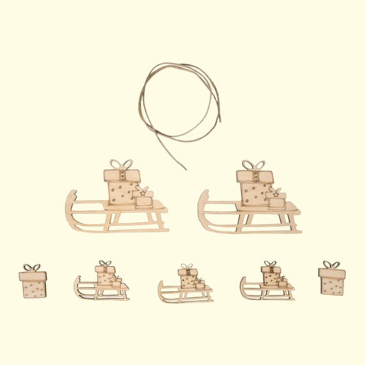 Rayher Holz Deko Schlitten, FSC Mix Credit, 4–7,5 cm, mit Kordel 0,5 m, 7 Stück