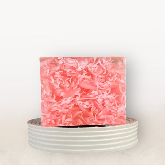 Goleo Nr. 725 – Handgemachte Seife „Erdbeeren“