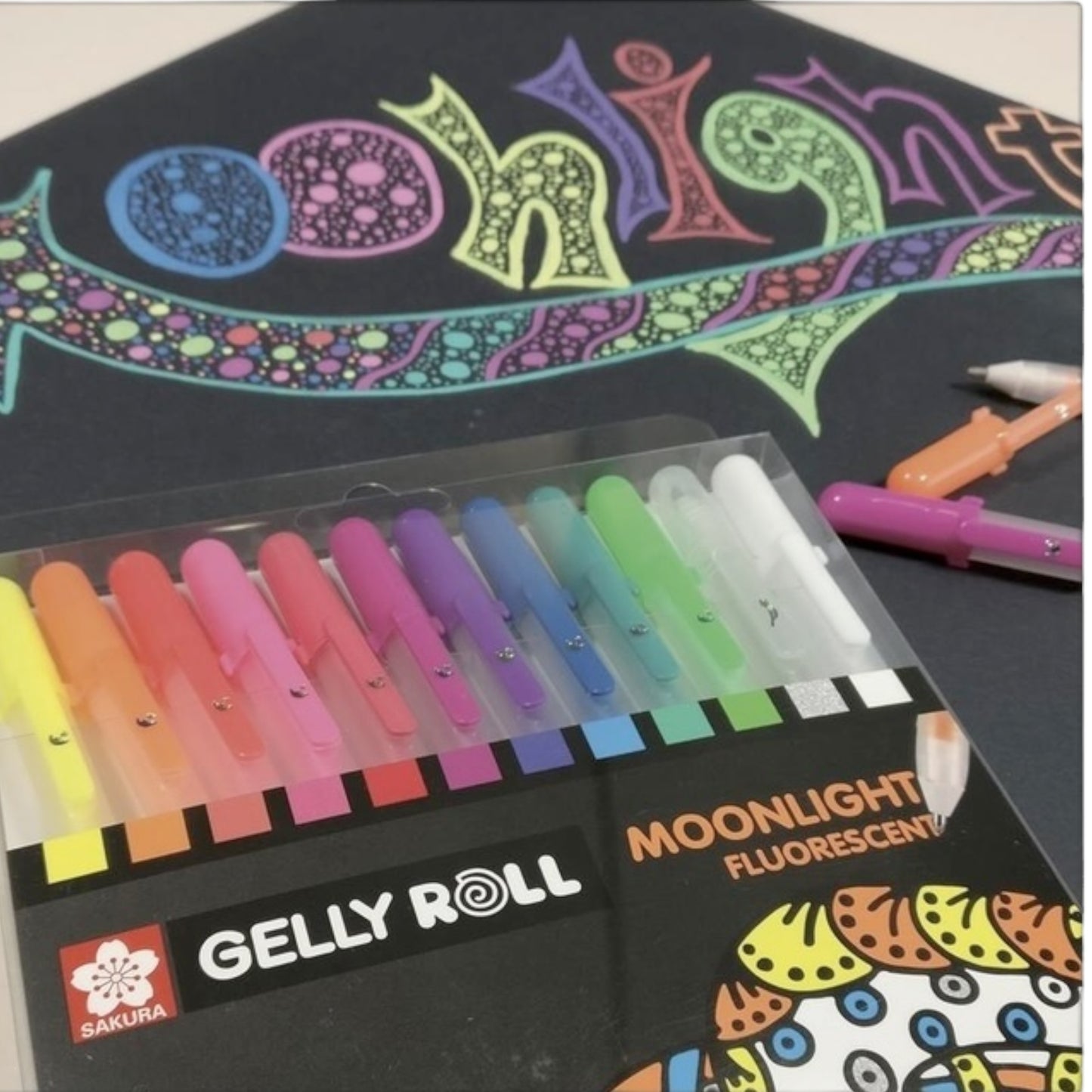 Sakura Gelly Roll Moonlight 10 Fluorescent – Set mit 12 Gelstiften
