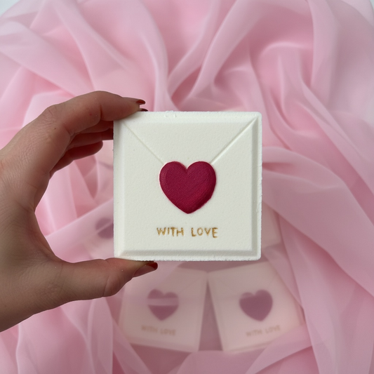 Badebombe – „With Love“