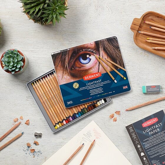 Derwent Lightfast colored pencils metal box of 24