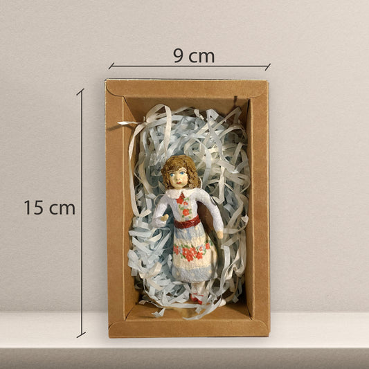 Weihnachtspuppe Mädchen im Blumenkleid