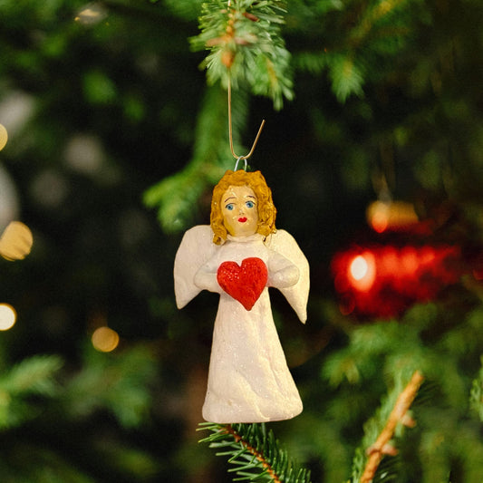 Weihnachtspuppe Engelsmädchen mit Herz