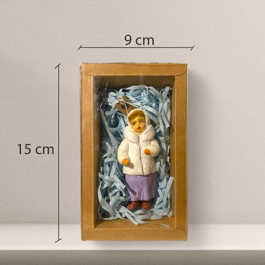 Weihnachtspuppe Mädchen im Pelzmantel