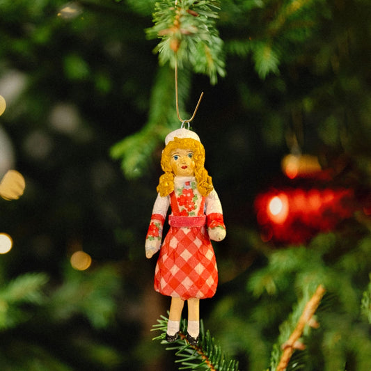 Weihnachtspuppe Mädchen in karierter Schürze