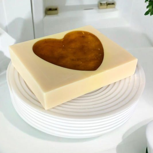 Goleo Nr. 674 – Handgemachte Seife „Eukalyptus & Kornblume“