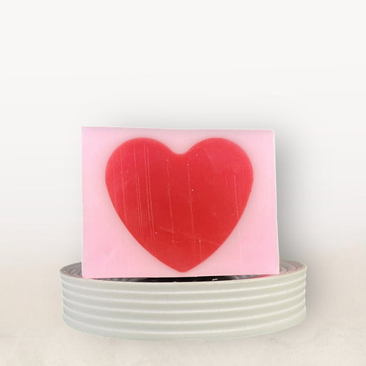 Goleo Nr. 674 – Handgemachte Seife „Erdbeeren“