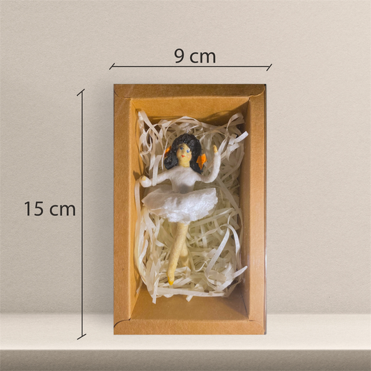 Weihnachtspuppe Balerina mit schwarze Haare