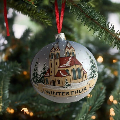 Weihnachtskugel «Winterthur Kirche», hellblau, mundgeblasenes Glas, handbemalt