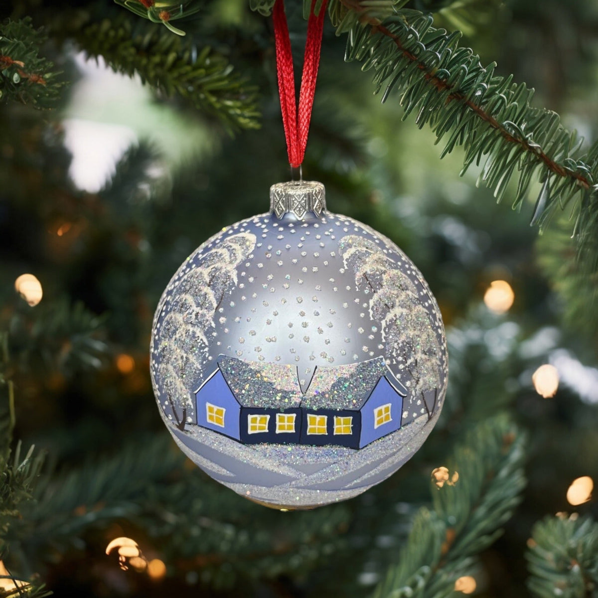 Weihnachtskugel «Winterabend», hellblau, weitere Ansicht