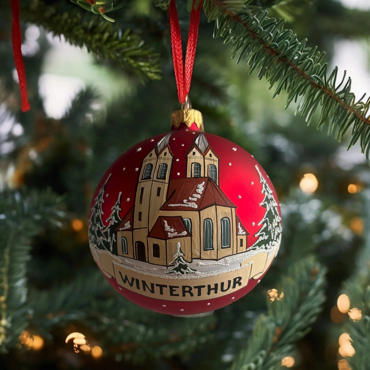 Weihnachtskugel «Winterthur Kirche», rot, mundgeblasenes Glas, handbemalt