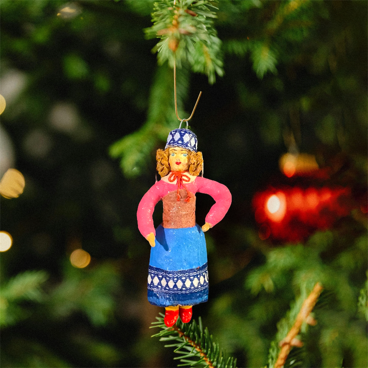 Weihnachtspuppe Skandinavische Frau