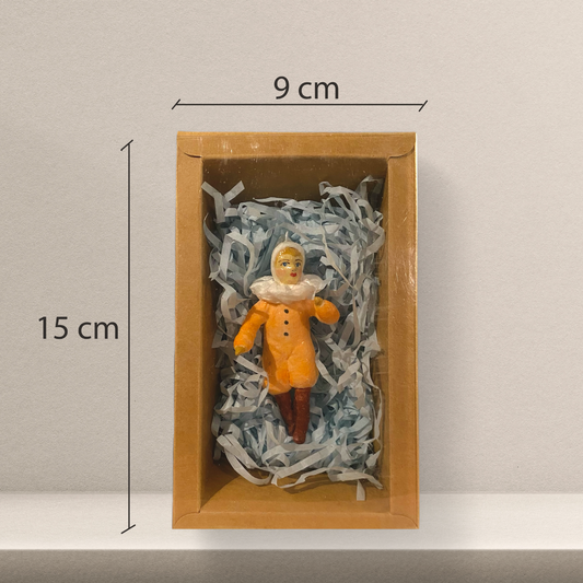 Weihnachtspuppe Mädchen mit Jabot